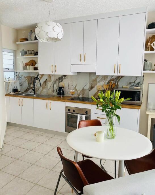 A Zen And Chic Beachfront Apartment Swakopmund Eksteriør bilde