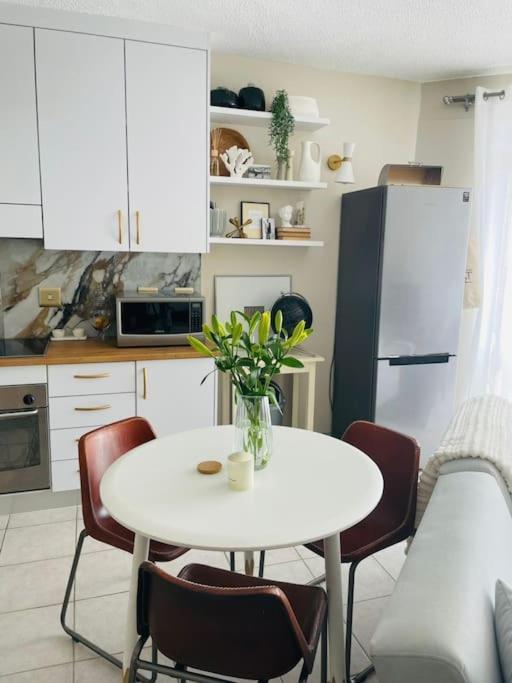 A Zen And Chic Beachfront Apartment Swakopmund Eksteriør bilde